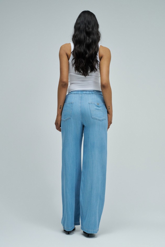 JOGGER TROUSERS WITH WIDE LEG IN LIGHTDENIM
