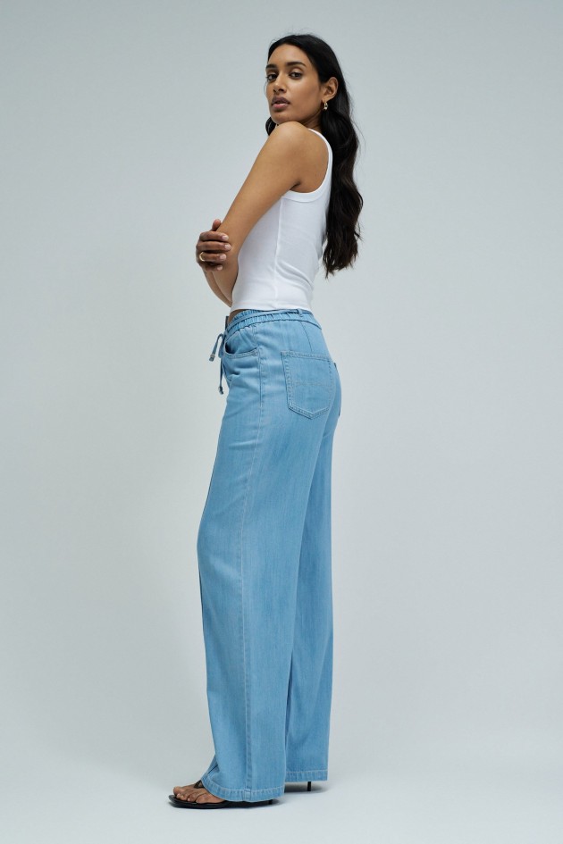 JOGGER TROUSERS WITH WIDE LEG IN LIGHTDENIM