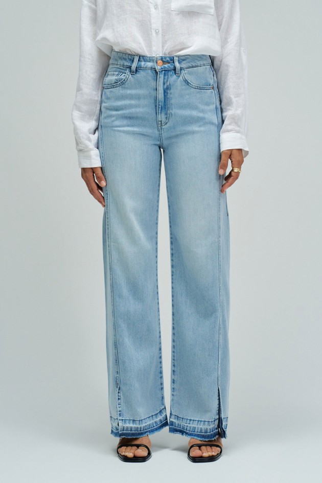 WIDE LEG JEANS