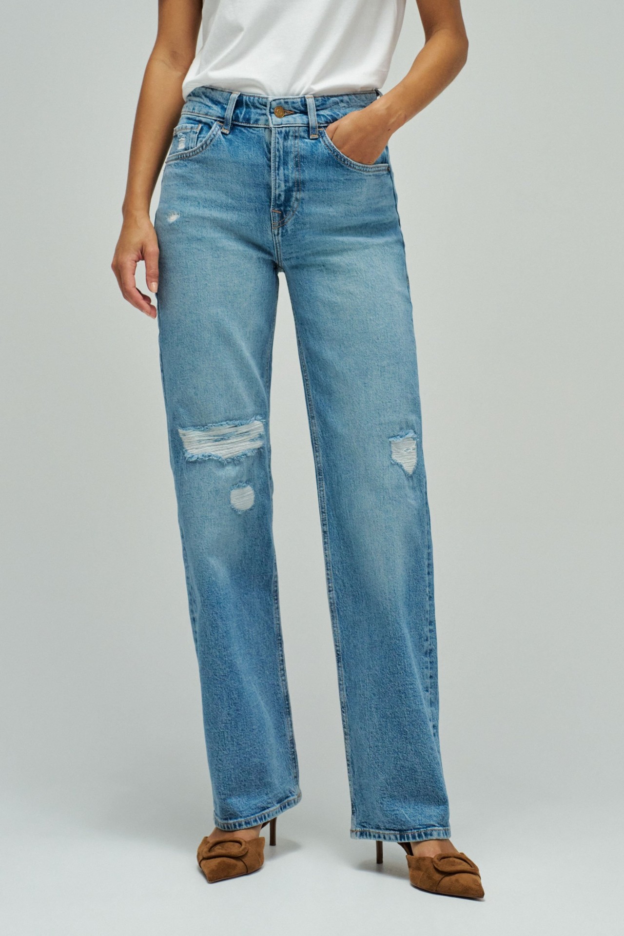 TRUE STRAIGHT JEANS