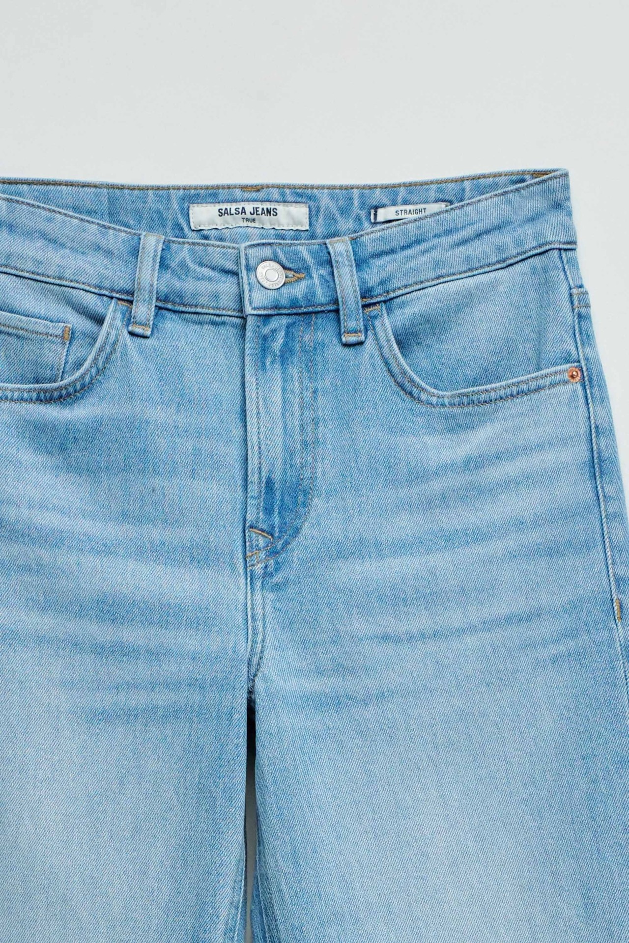 TRUE STRAIGHT JEANS