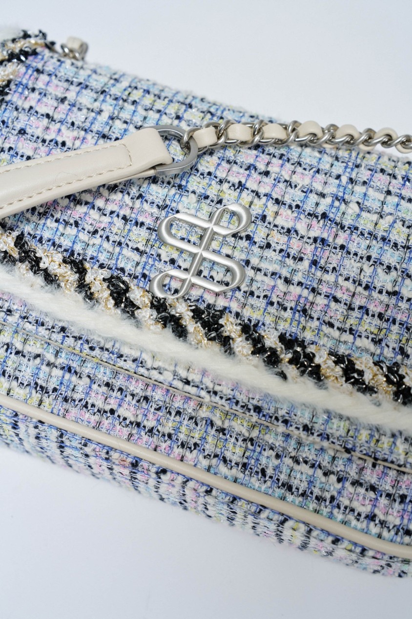 MALA EM TWEED