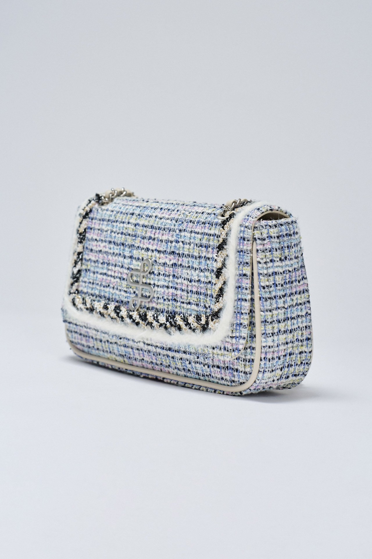 TASCHE AUS TWEED