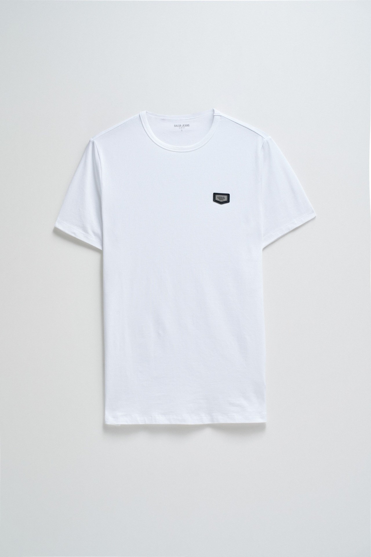T-SHIRT WITH BRANDING
