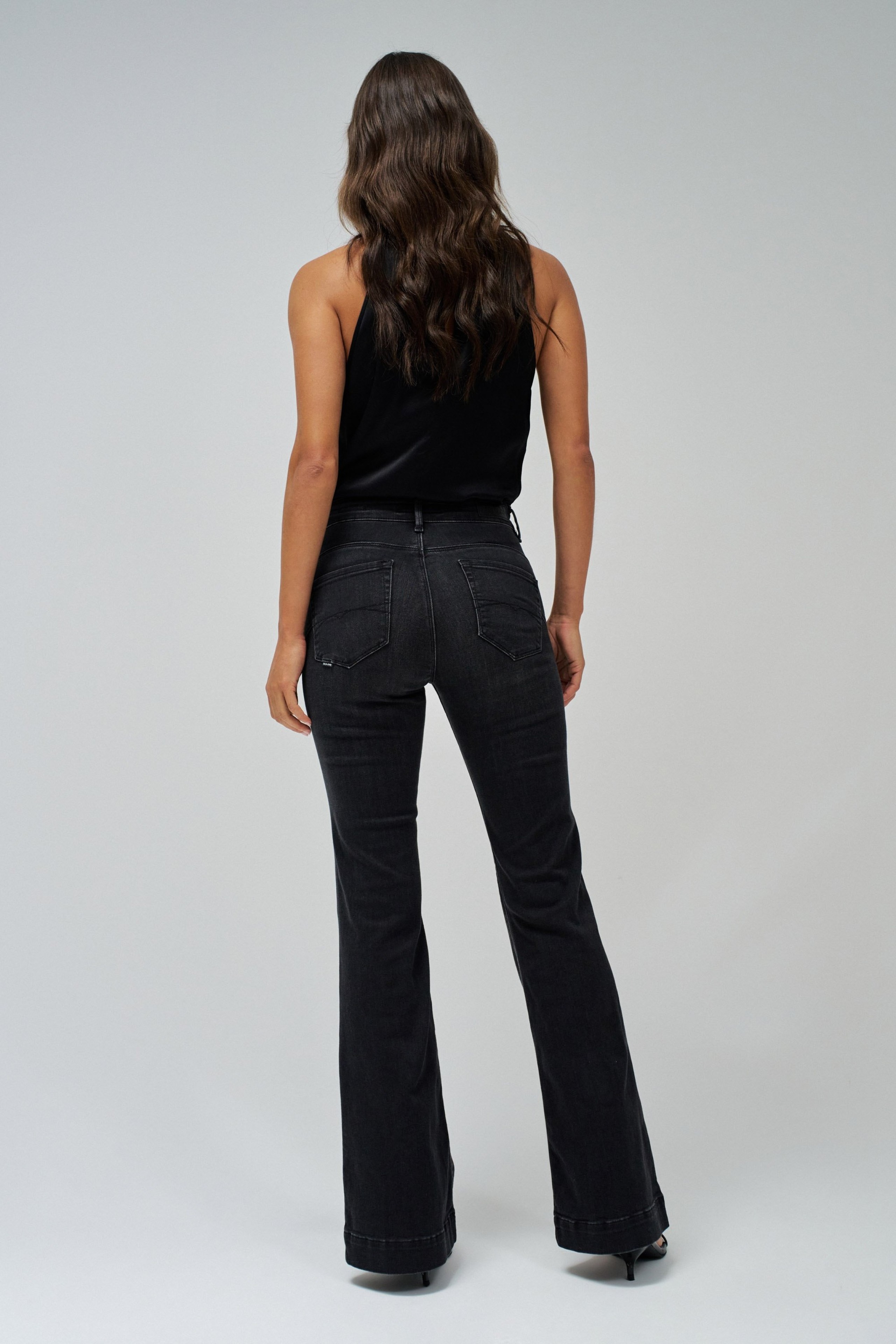 FAITH PUSH IN FLARE JEANS