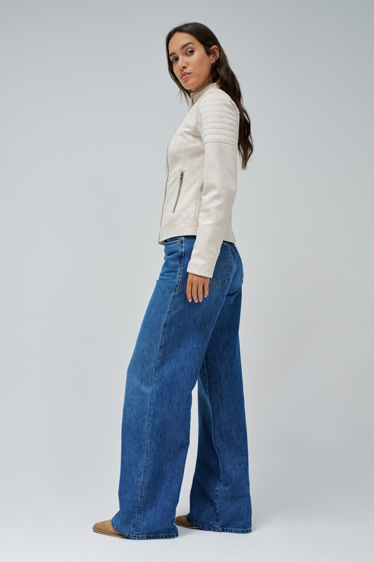 JAS MET SU�DE-LOOK