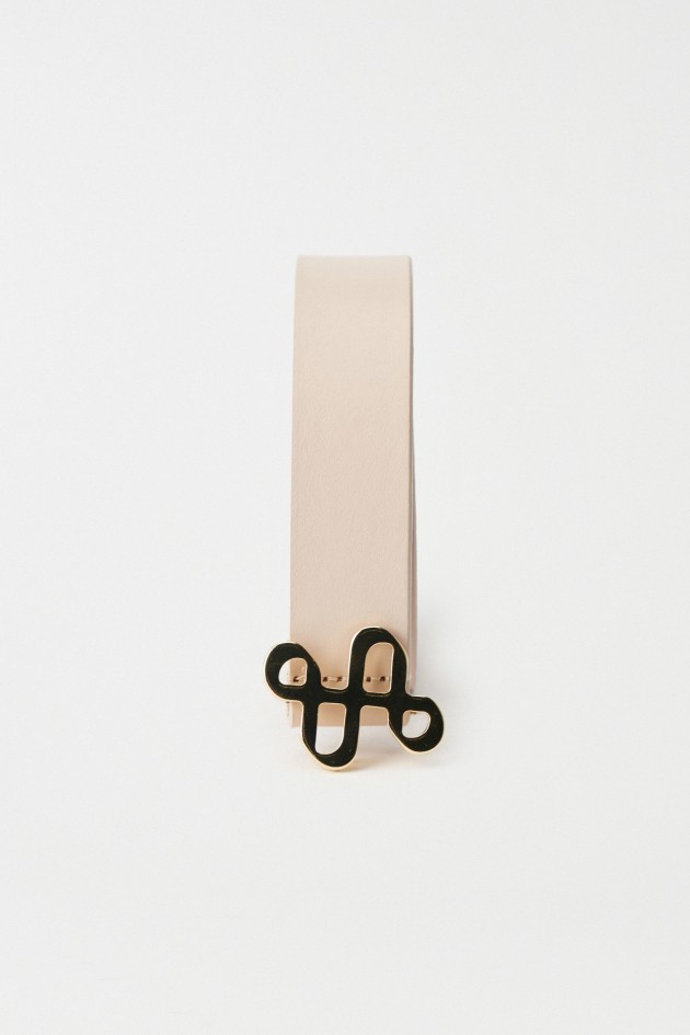 LEATHER BELT WITH GOLD BRANDING ON THE BUCKLE