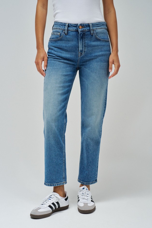 TRUE CROPPED SLIM JEANS
