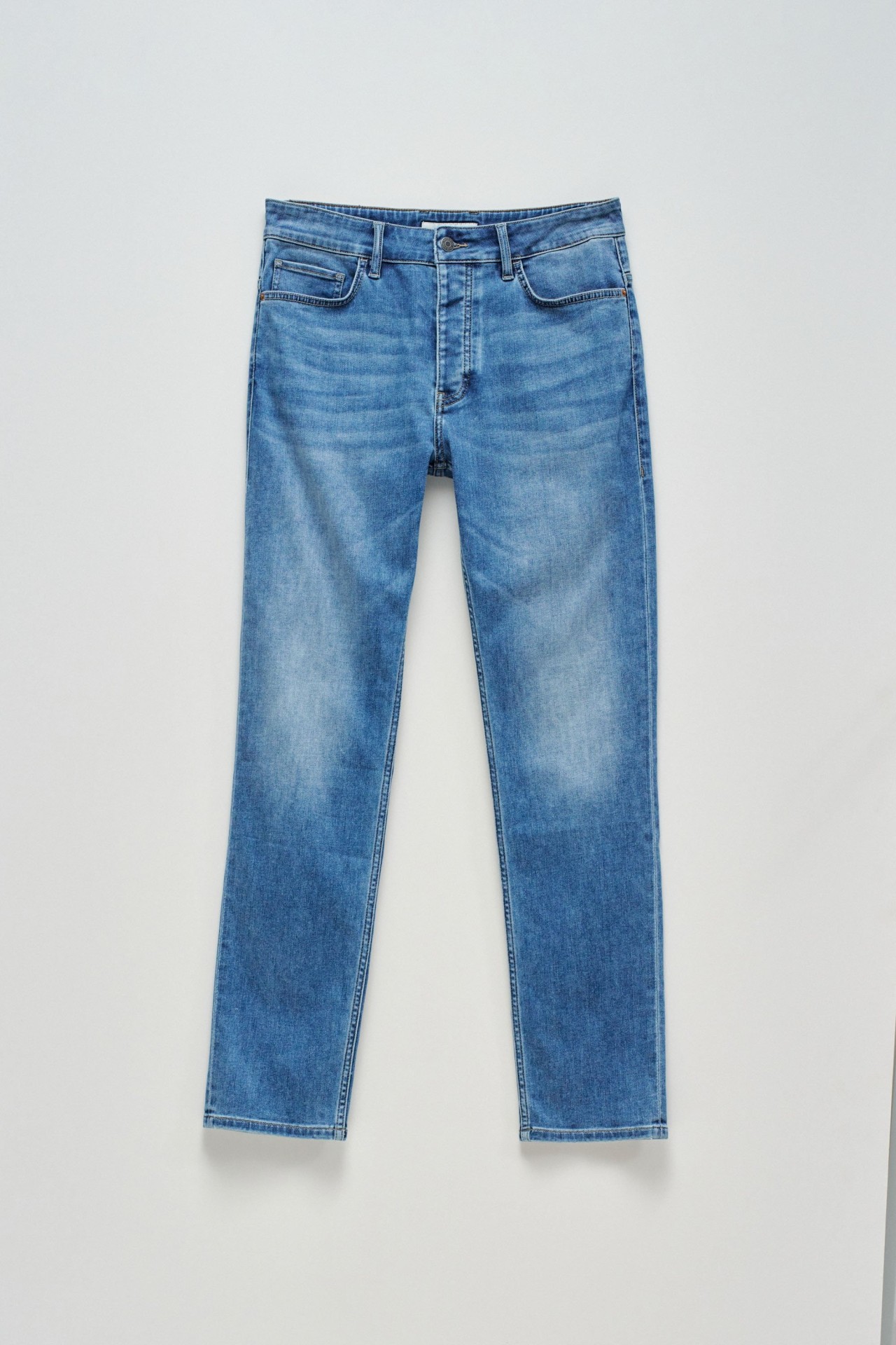 REGULAR FIT COOLMAX JEANS