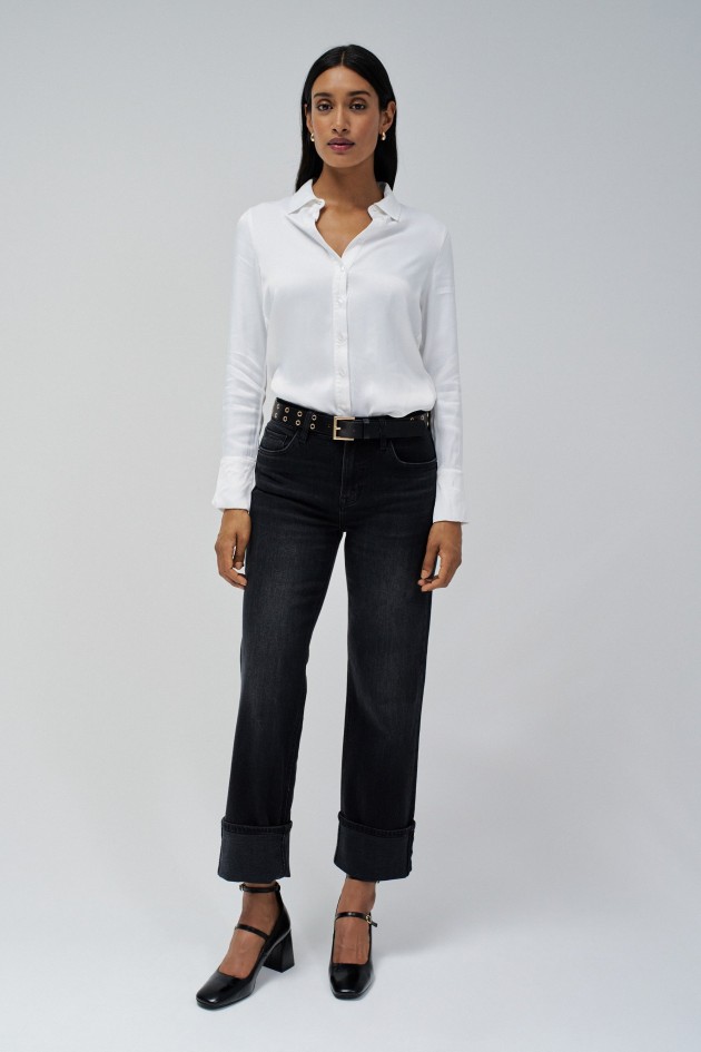 TRUE STRAIGHT JEANS