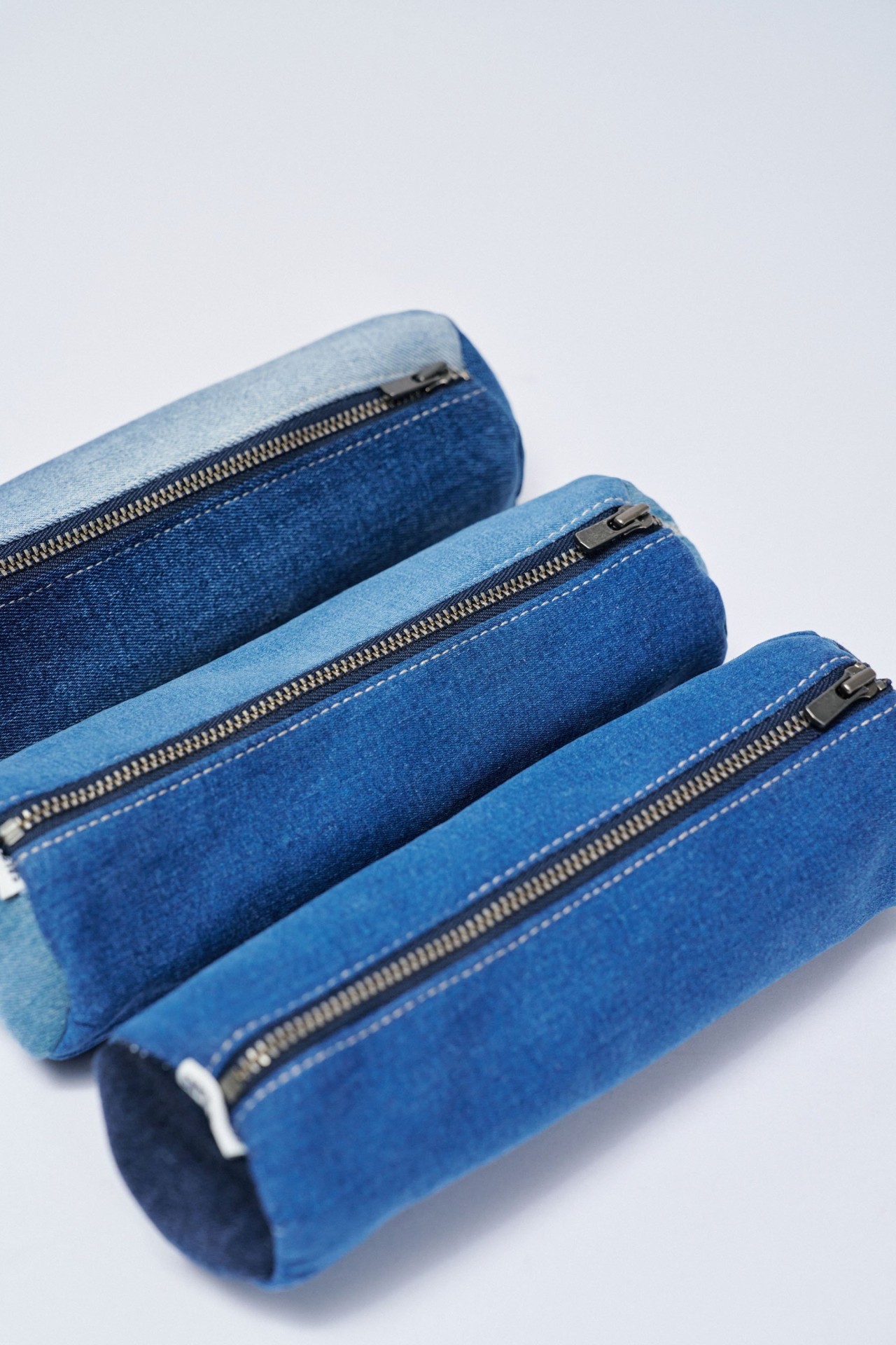 ESTUCHE AZUL MEDIO INFINITY
