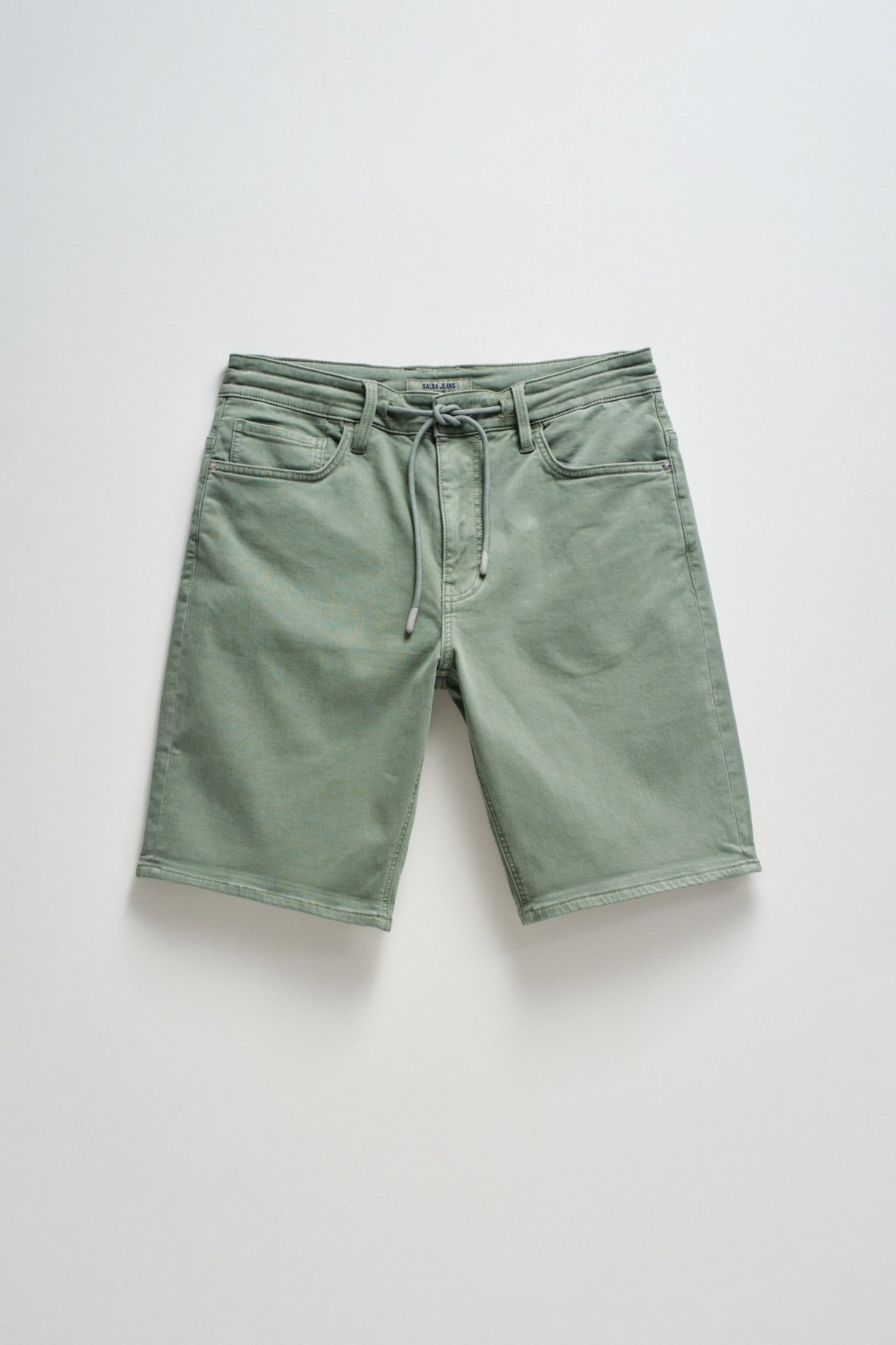 COLOURED DENIM S-ACTIV SHORTS