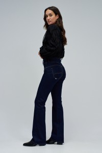 SECRET SILHOUETTE PUSH IN BOOTCUT