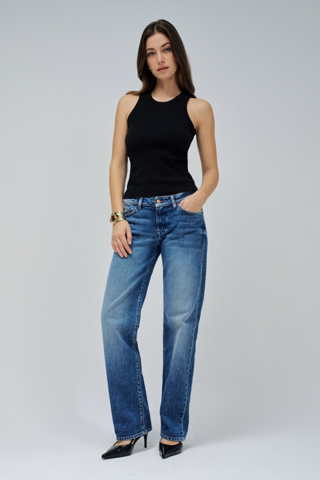 LOW RISE STRAIGHT JEANS