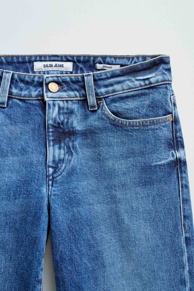 LOW RISE STRAIGHT JEANS