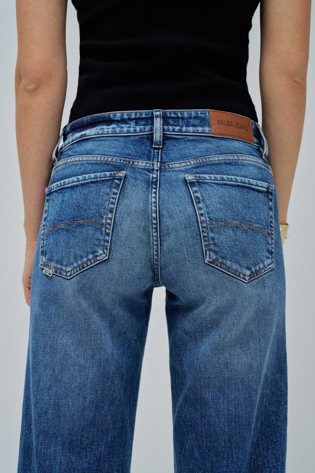 LOW RISE STRAIGHT JEANS