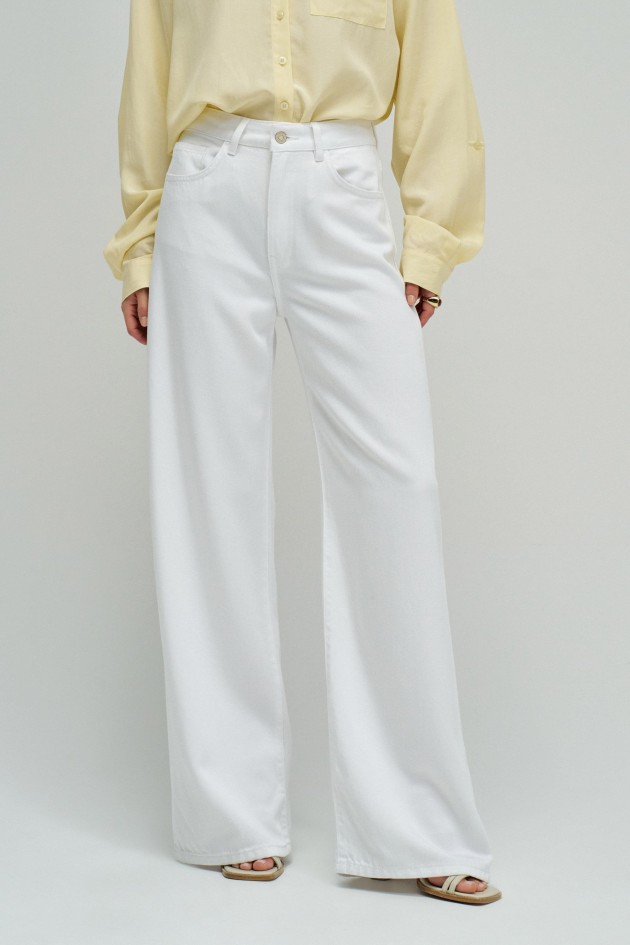 WIDE LEG JEANS