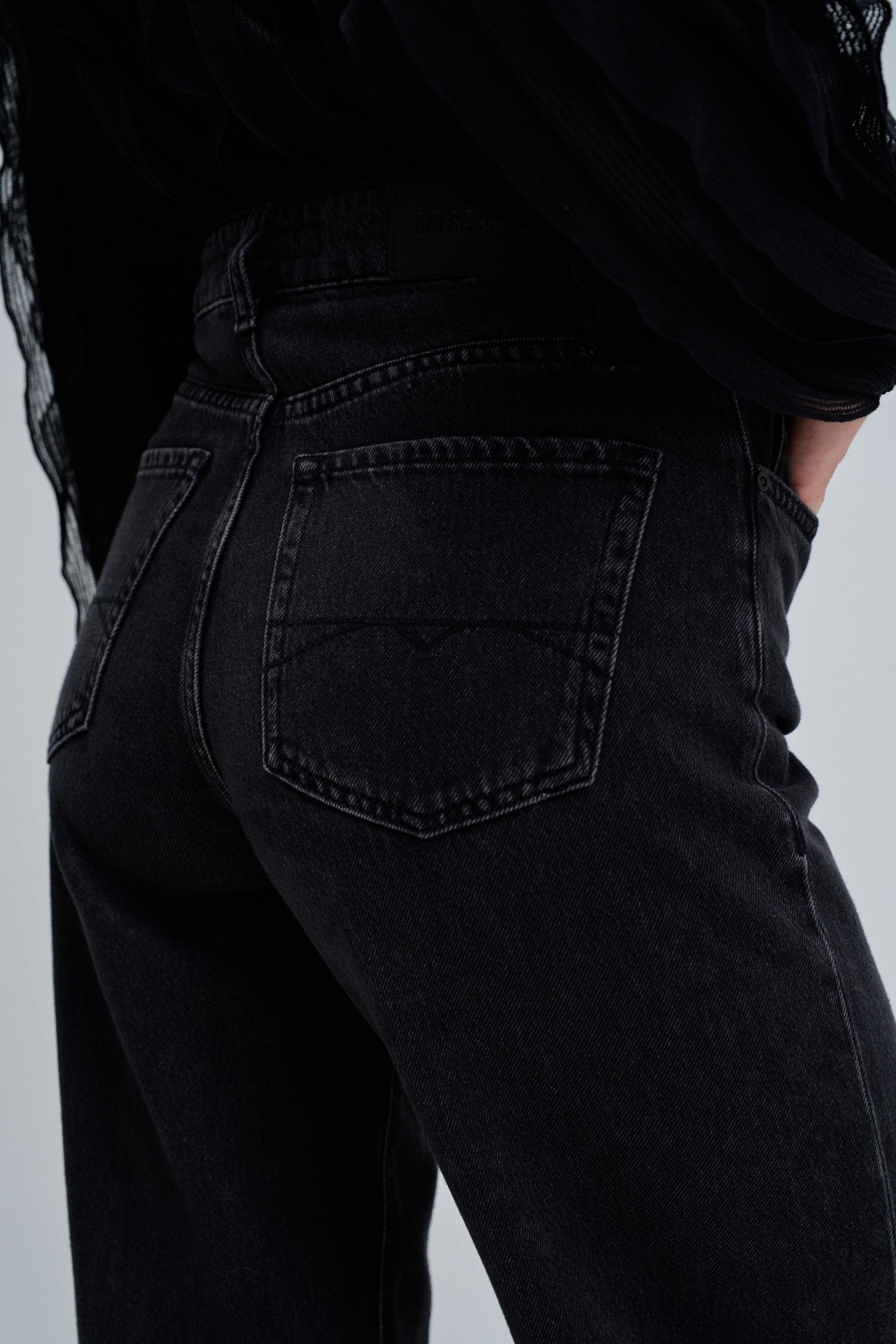 WIDE LEG JEANS