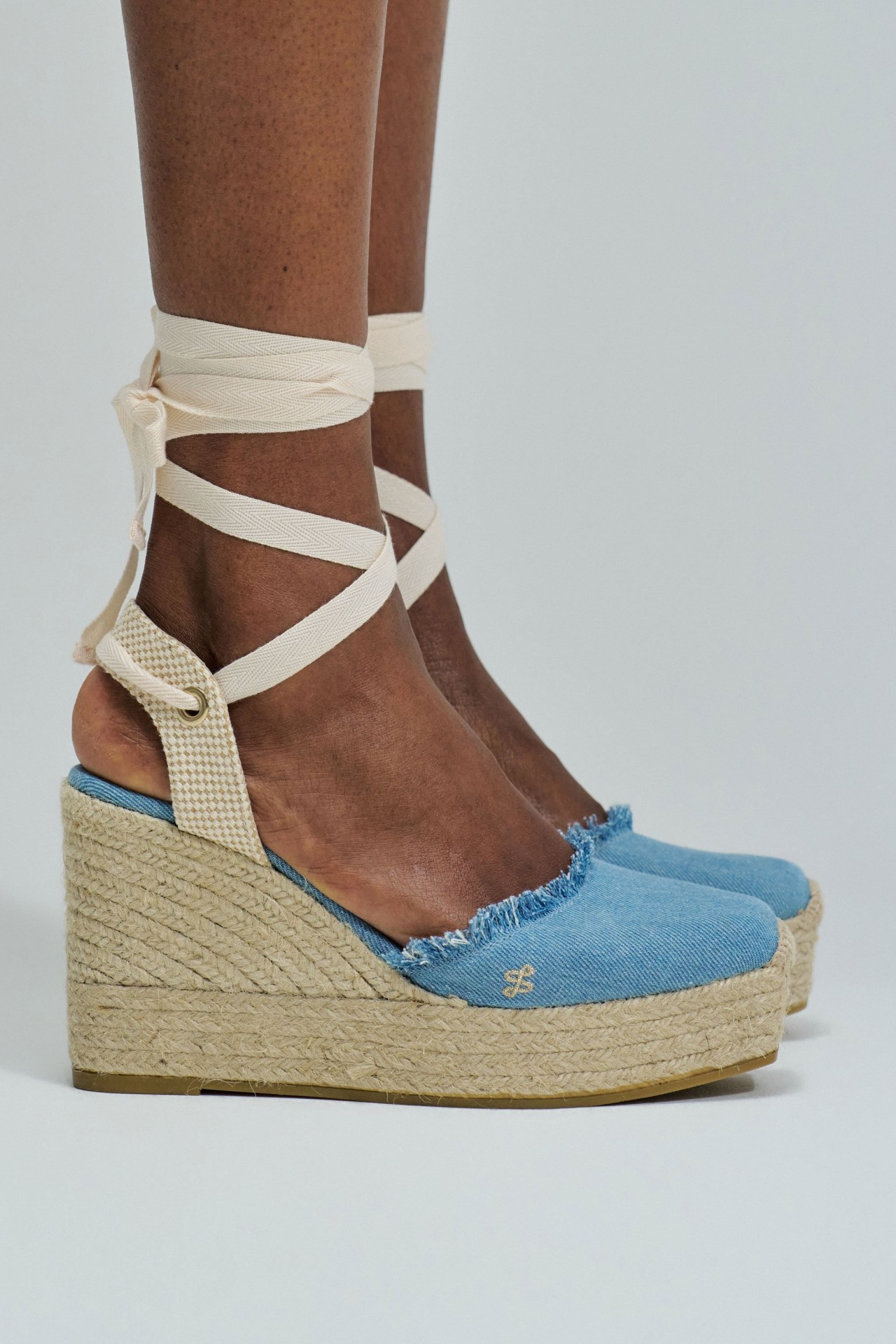 WEDGE HEEL ESPADRILLES IN DENIM