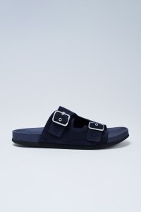 LEATHER SLIPPERS WITH BUCKLES