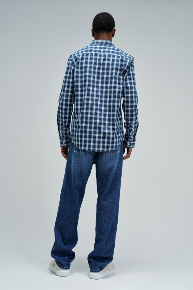 CAMISA CON PATRÓN DE CUADROS