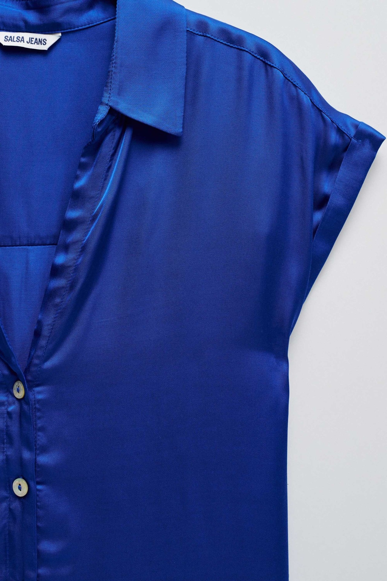 BLUSA ACETINADA