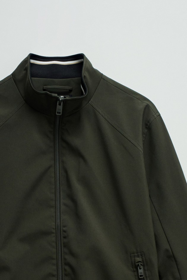 BOMBER JACKET