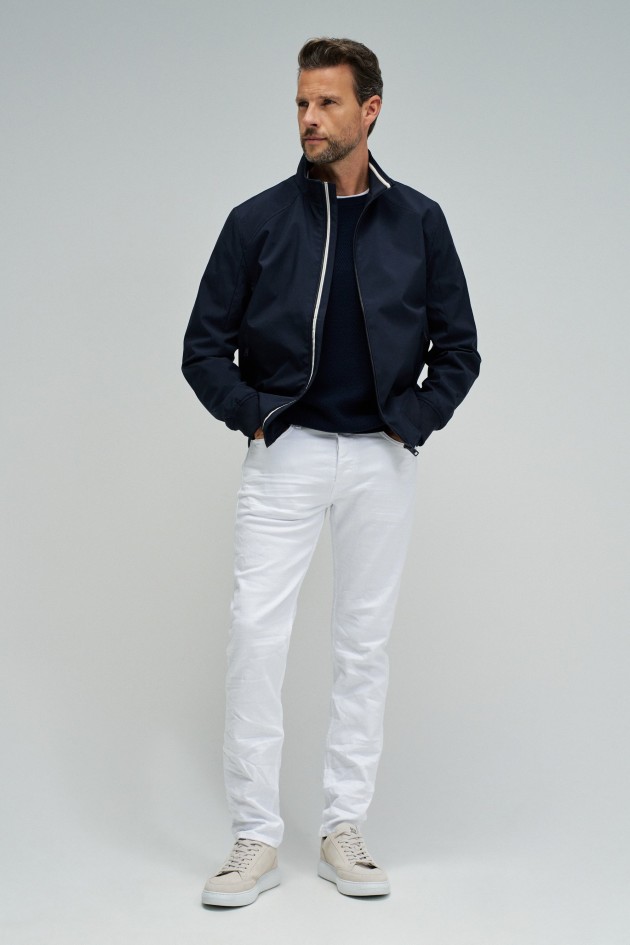 BOMBERJACKE