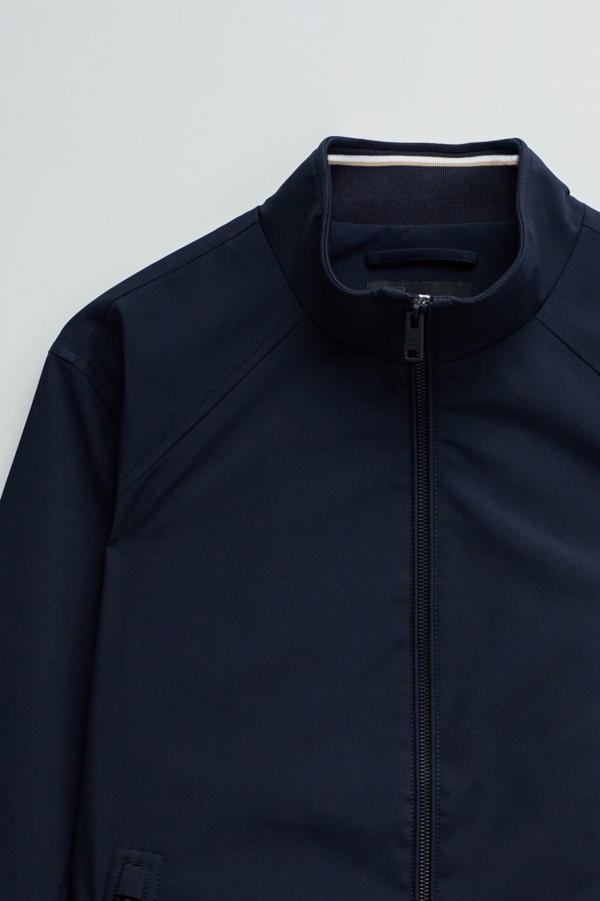 BOMBER JACKET
