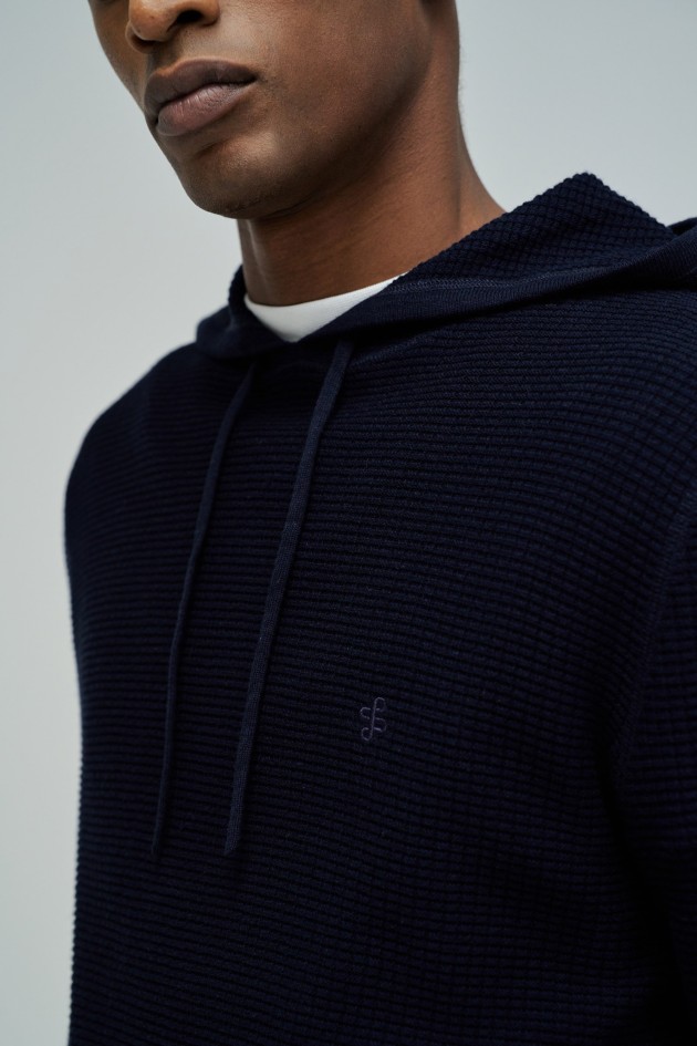 HOODIE EN MAILLE TEXTURÉE