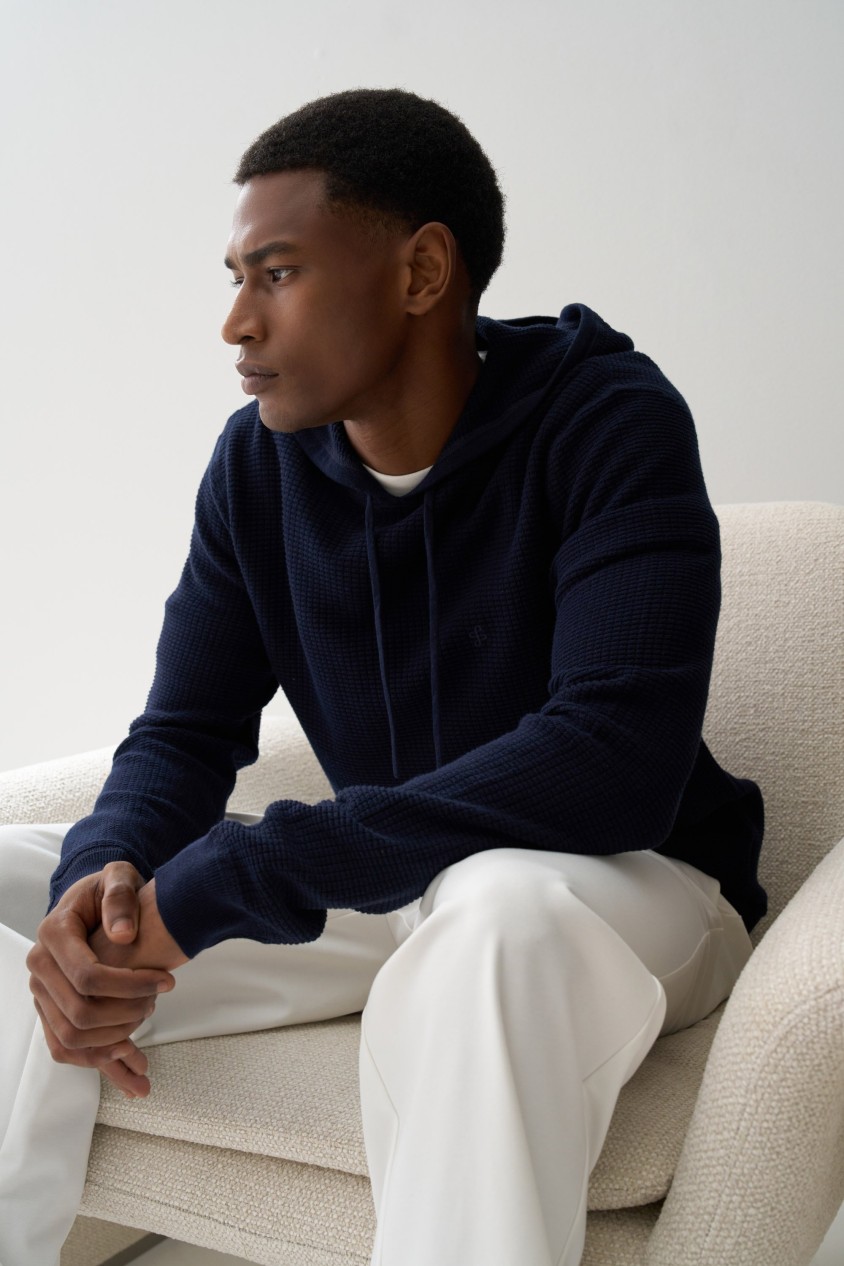 TEXTURED KNIT HOODIE
