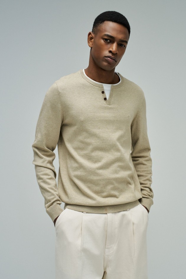 KNITTED JUMPER