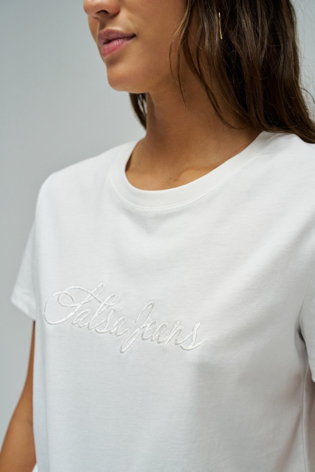 T-SHIRT MET BRANDING