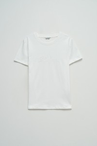 T-SHIRT WITH BRANDING
