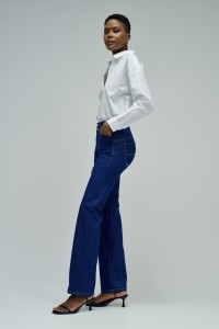 JEANS SECRET PUSH IN STRAIGHT
