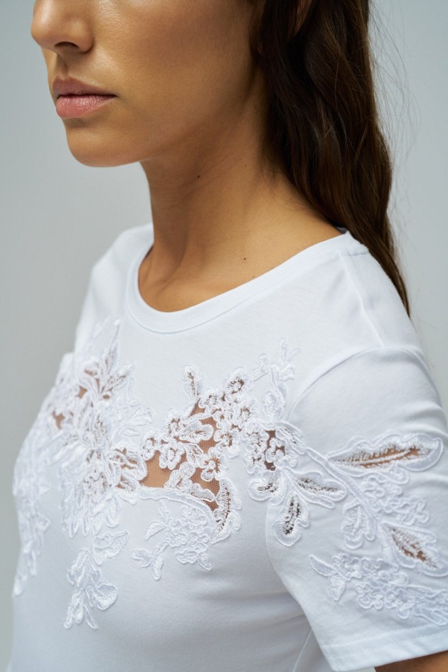 T-SHIRT MET KANT