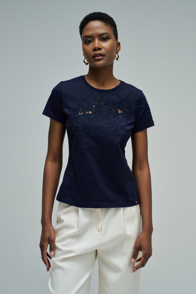 T-SHIRT MET KANT