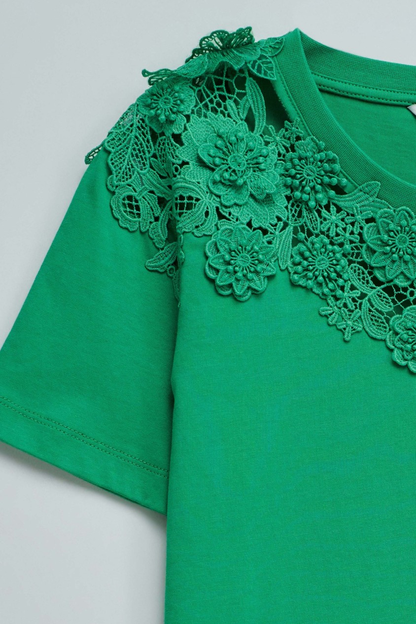 T-SHIRT AVEC APPLIQUES FLORALES
