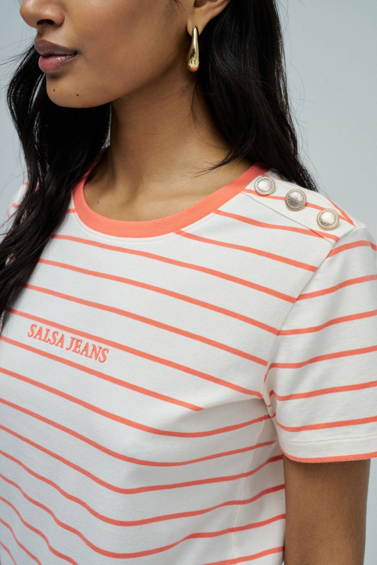 GESTREIFTES T-SHIRT MIT BRANDING