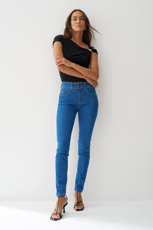 SECRET PUSH IN SKINNY JEANSSOFT TOUCH