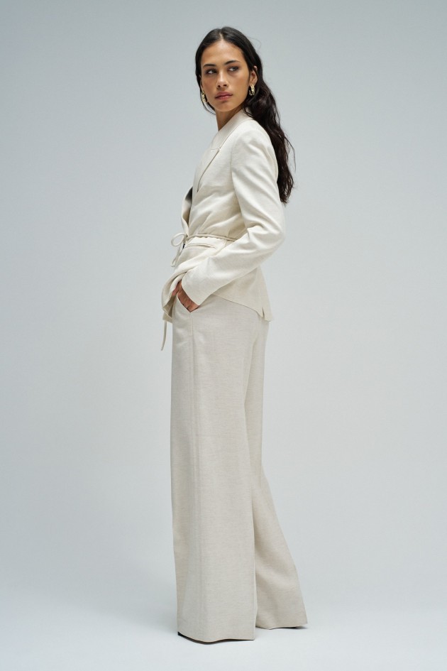 LINEN BLAZER