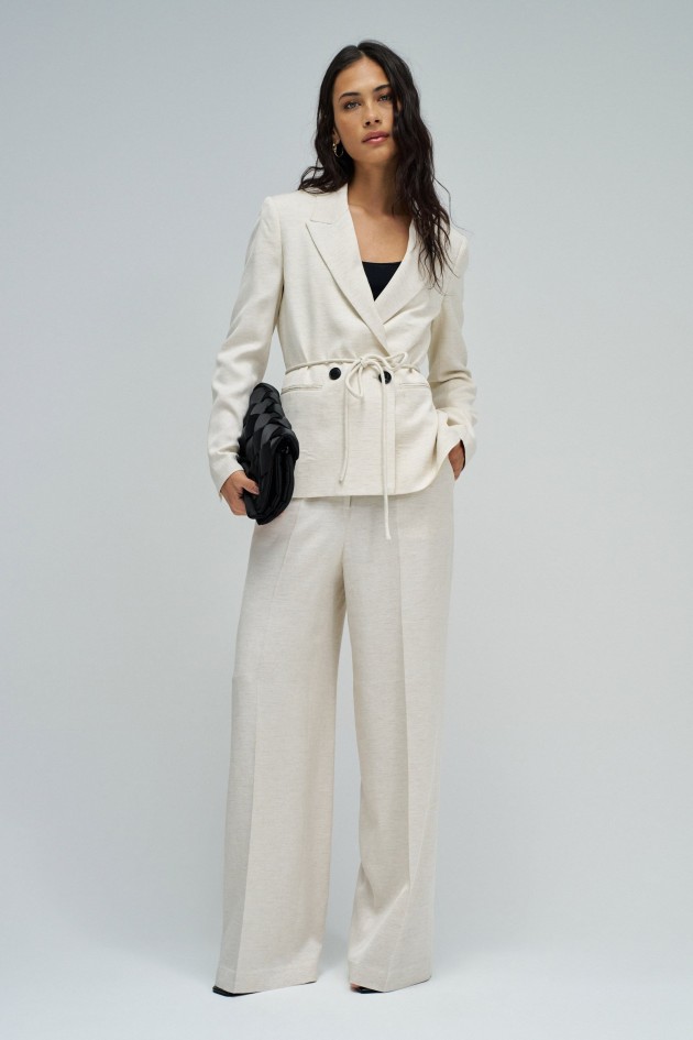 LINEN BLAZER