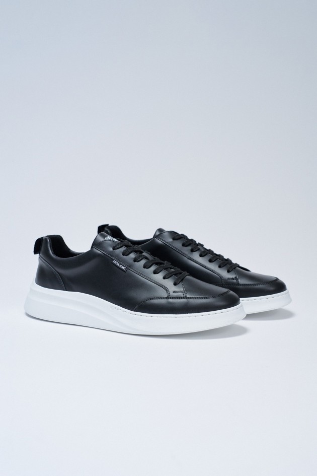 LEEREN SCHOENEN