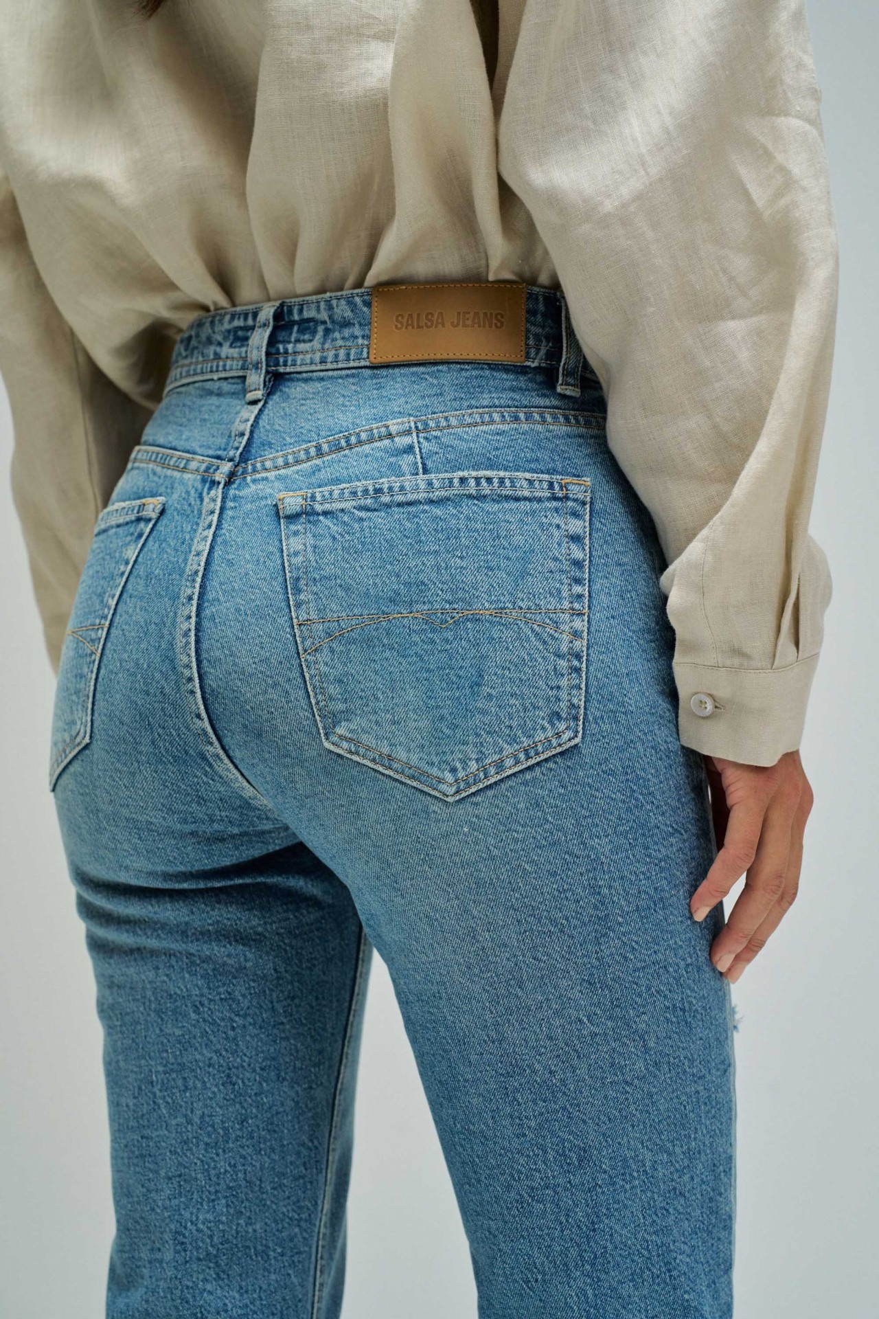 TRUE CROPPED SLIM JEANS