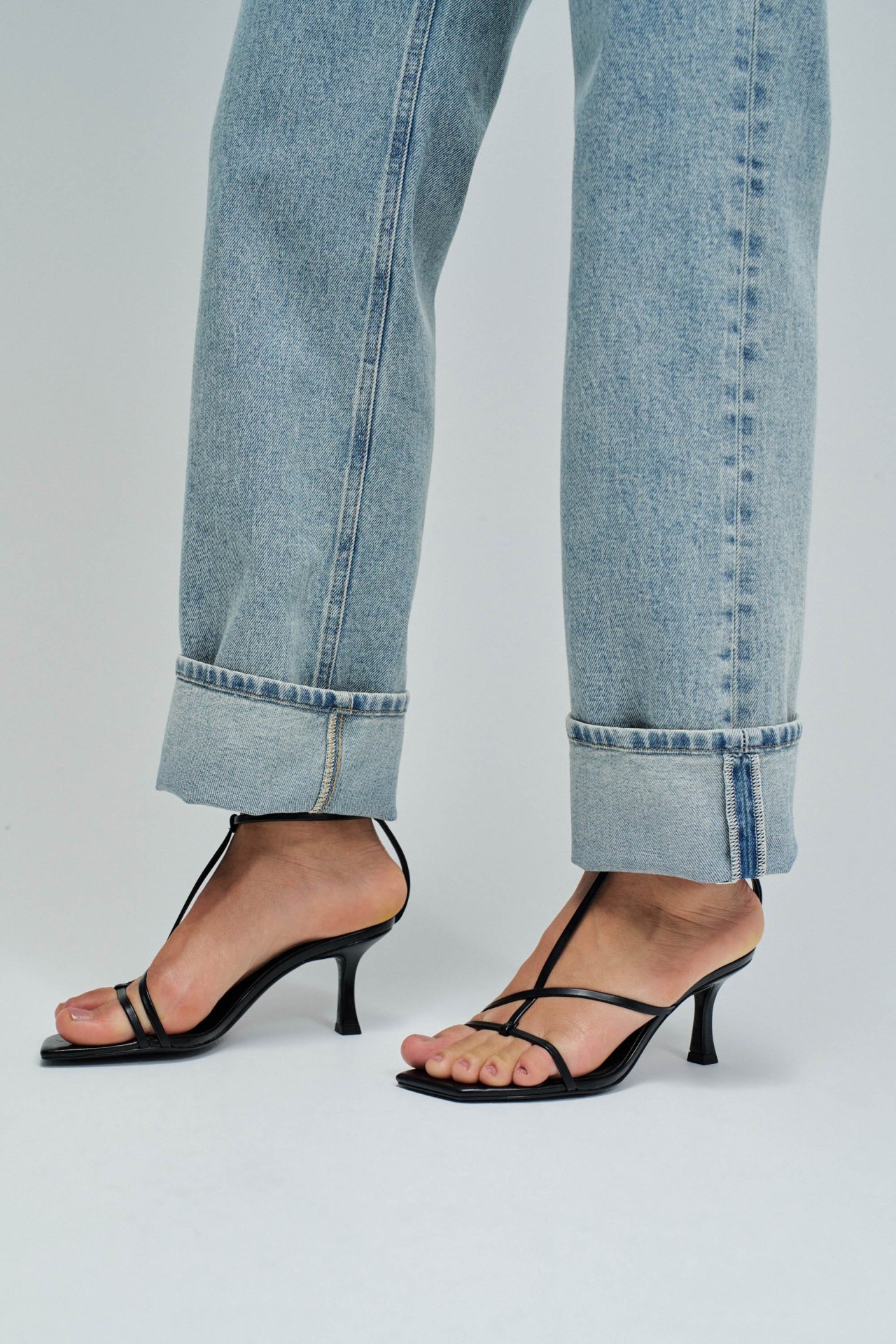 JEANS TRUE STRAIGHT