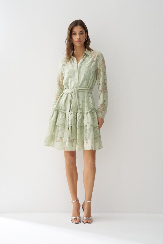 ROBE EN LACE