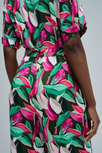 MONO CON PATR�N FLORAL