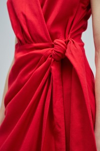 VESTIDO MIDI COM LINHO