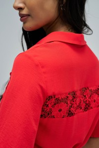 VESTIDO CAMISEIRO MIDI COM RENDA