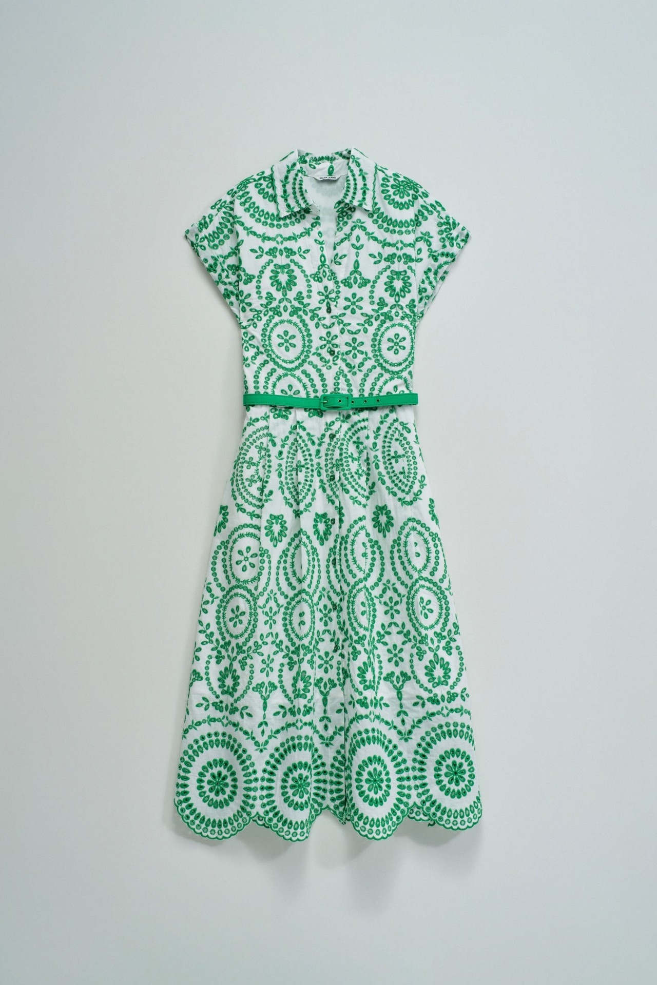 DRESS IN ENGLISH EMBROIDERY